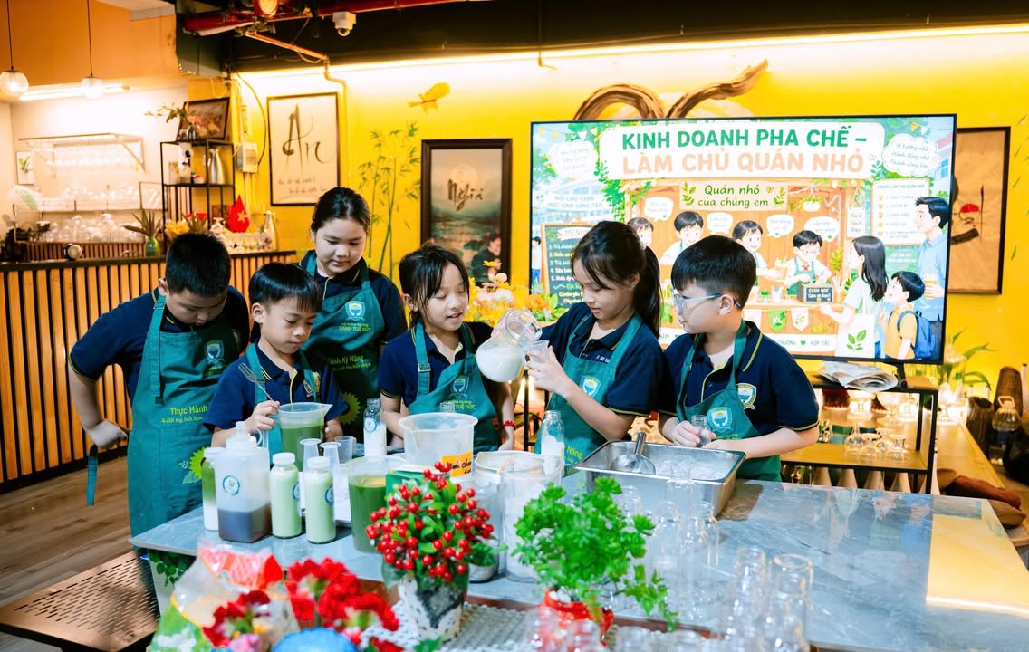🍹 TỪ LY NƯỚC TỰ TAY PHA ĐẾN BÀI HỌC VỀ SỰ SẺ CHIA