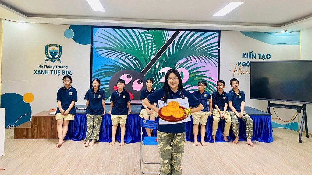 🌕✨ 🌕 THE VOICE OF XANH TUỆ ĐỨC: CÙNG NÓI VỀ TRUNG THU BẰNG TIẾNG ANH! 🏮